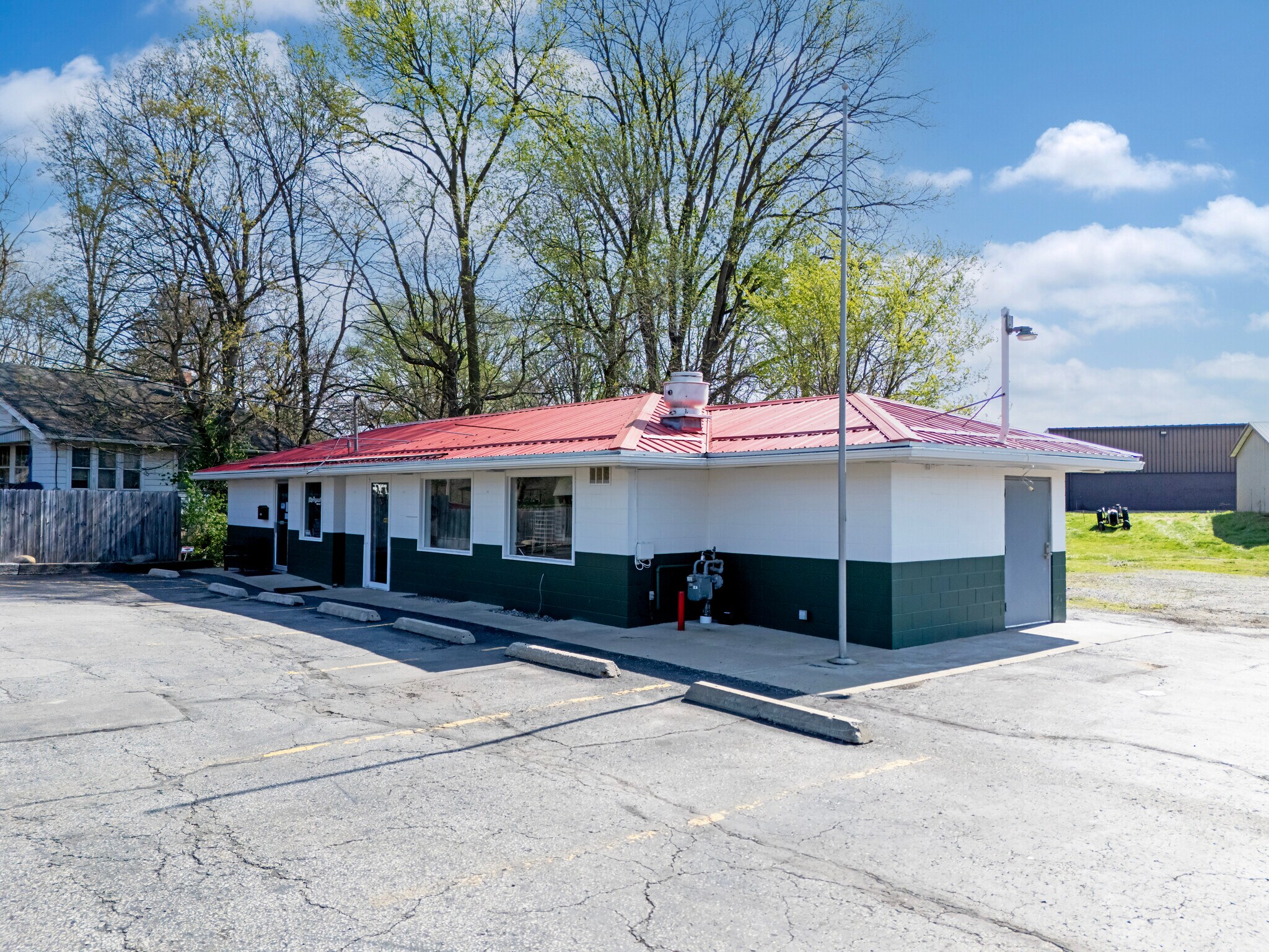1315 Cleveland Ave, Ashland, OH à vendre Photo de l’immeuble– Image 1 sur 31