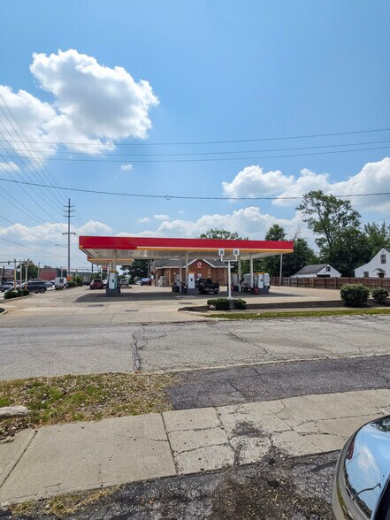 5270 Northfield Rd, Maple Heights, OH à vendre - Photo de l’immeuble – Image 2 sur 7