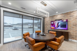 6736 Lee Hwy, Chattanooga, TN à louer Photo de l’immeuble– Image 1 sur 12