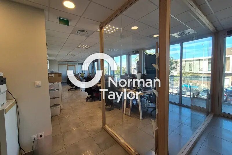 Bureau dans Perpignan à louer - Photo de l’immeuble – Image 2 sur 3