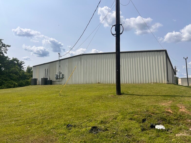 2050 US Highway 64, Whiteville, TN à vendre - Photo de l’immeuble – Image 3 sur 6