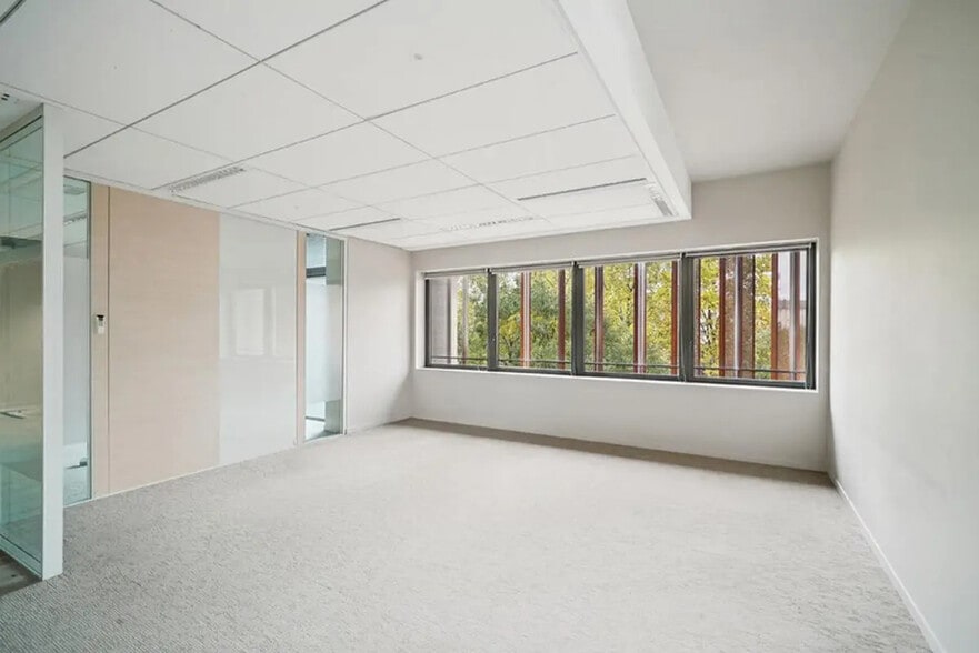 Local d’activités dans Lyon à louer - Photo intérieure – Image 3 sur 16