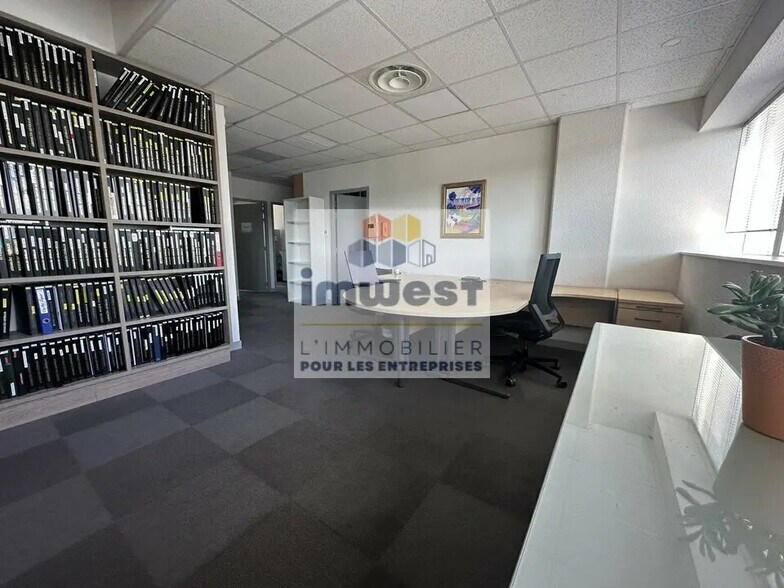 Bureau dans Rennes à vendre - Photo de l’immeuble – Image 3 sur 5