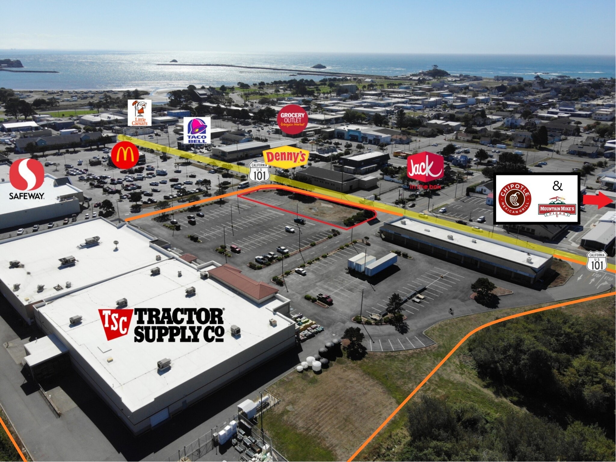575 M St, Crescent City, CA à louer Aérien– Image 1 sur 2