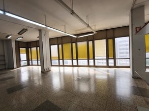 Industriel/Logistique dans L'Hospitalet de Llobregat, Barcelona à louer Photo intérieure– Image 1 sur 12