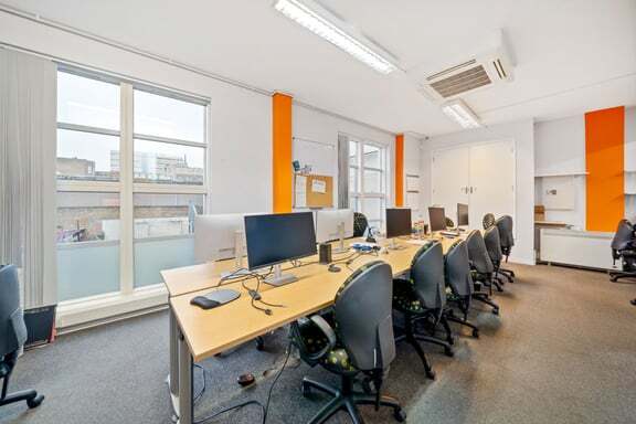 1 Bethwin Rd, Londres, LND SE5 0YJ - Lot Unit 4 - - Photo intérieure - Image 1 of 14