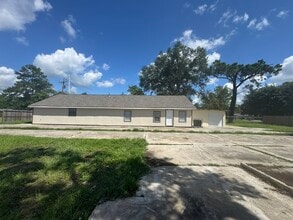 2924 Byley Blvd, Orange, TX à louer Photo de l’immeuble– Image 2 sur 32