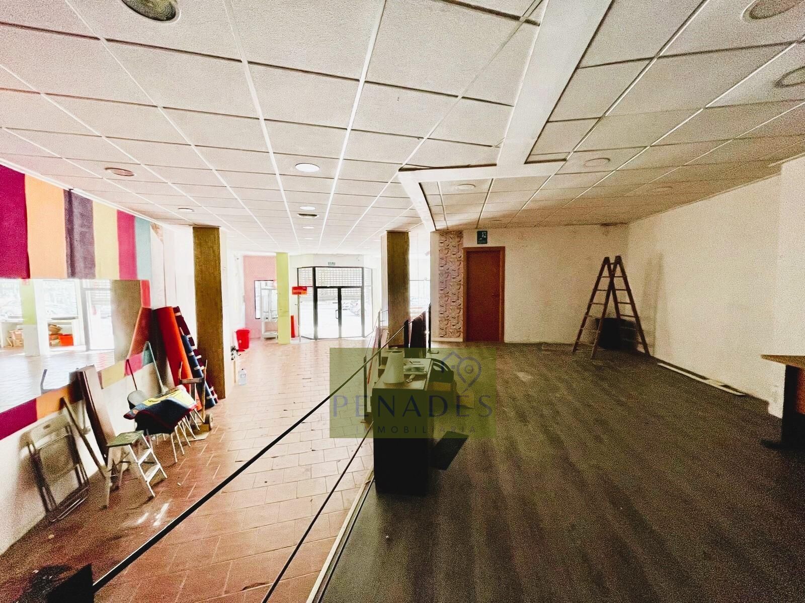 Local commercial dans Ontinyent à louer Photo de l’immeuble– Image 1 sur 12