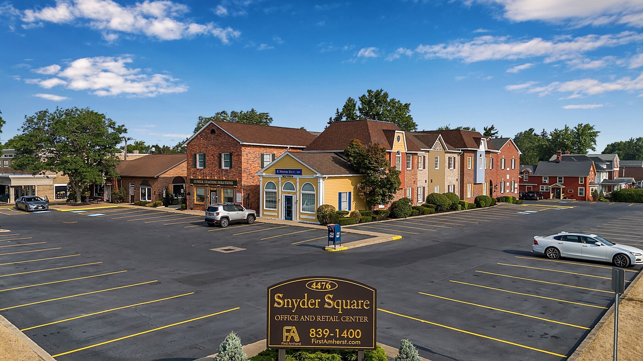 4476 Main St, Amherst, NY à louer Photo de l’immeuble– Image 1 sur 4