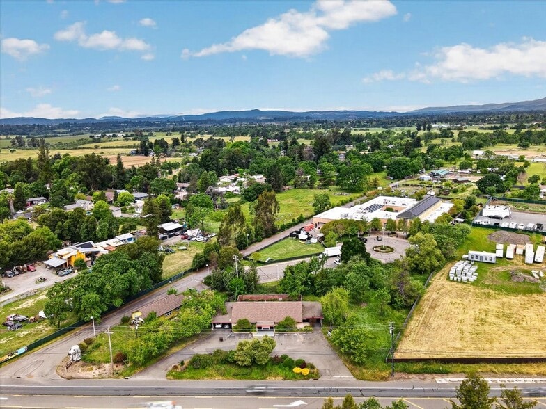 5341 Sebastopol Rd, Santa Rosa, CA à vendre - Aérien – Image 2 sur 12