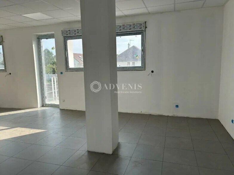 Bureau dans Saint-Pierre-des-Corps à louer - Photo de l’immeuble – Image 3 sur 6