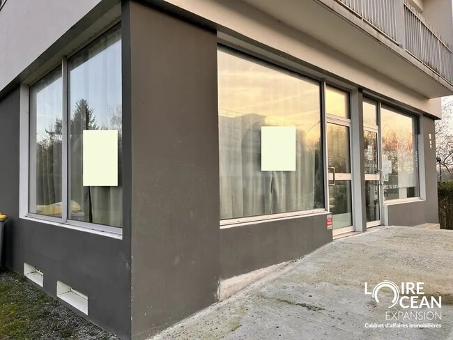 Plus de détails pour Local commercial à vendre