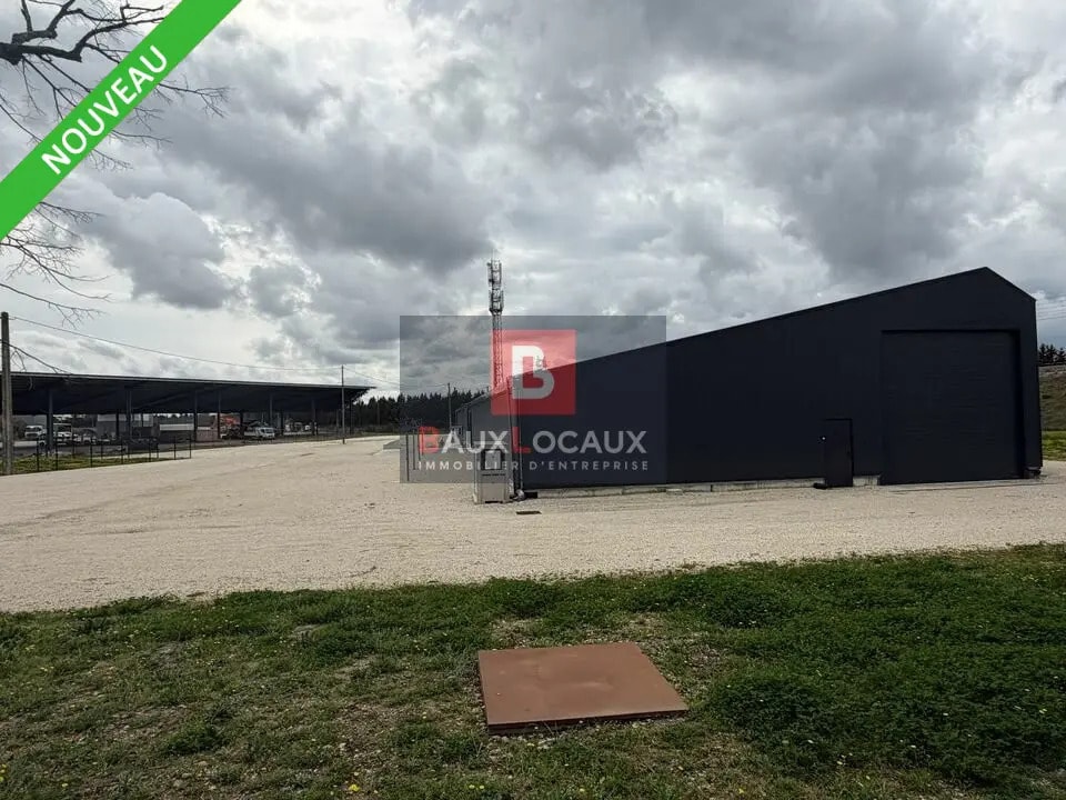 Industriel/Logistique dans Pierrelatte à louer Photo principale– Image 1 sur 12