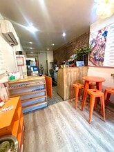 324-326 W 47th St, New York, NY à louer Photo intérieure– Image 1 sur 4