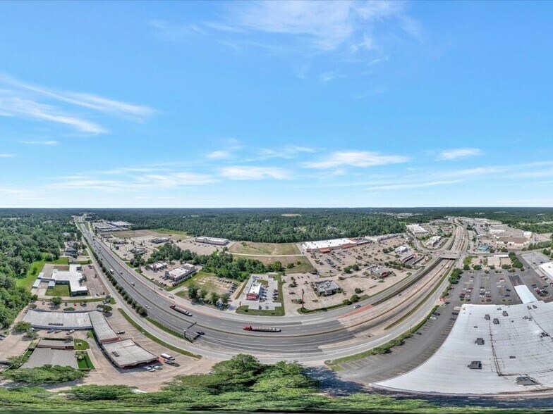 108 Miles Way, Lufkin, TX à vendre - Photo de l’immeuble – Image 3 sur 32