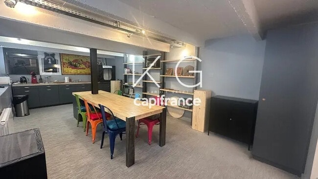 Plus de détails pour Bureau à vendre