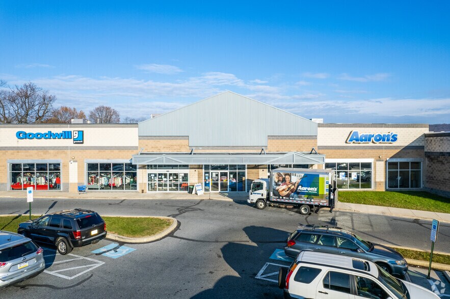3421-3425 N 5th Street Hwy, Reading, PA à louer - Photo de l’immeuble – Image 3 sur 6