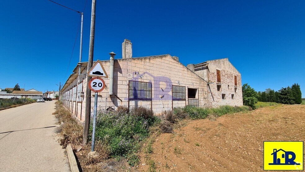 Industriel/Logistique dans Pozoamargo, Cuenca à vendre - Photo de l’immeuble – Image 2 sur 22