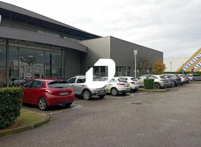 Bureau dans Moirans à louer - Photo de l’immeuble – Image 1 sur 9