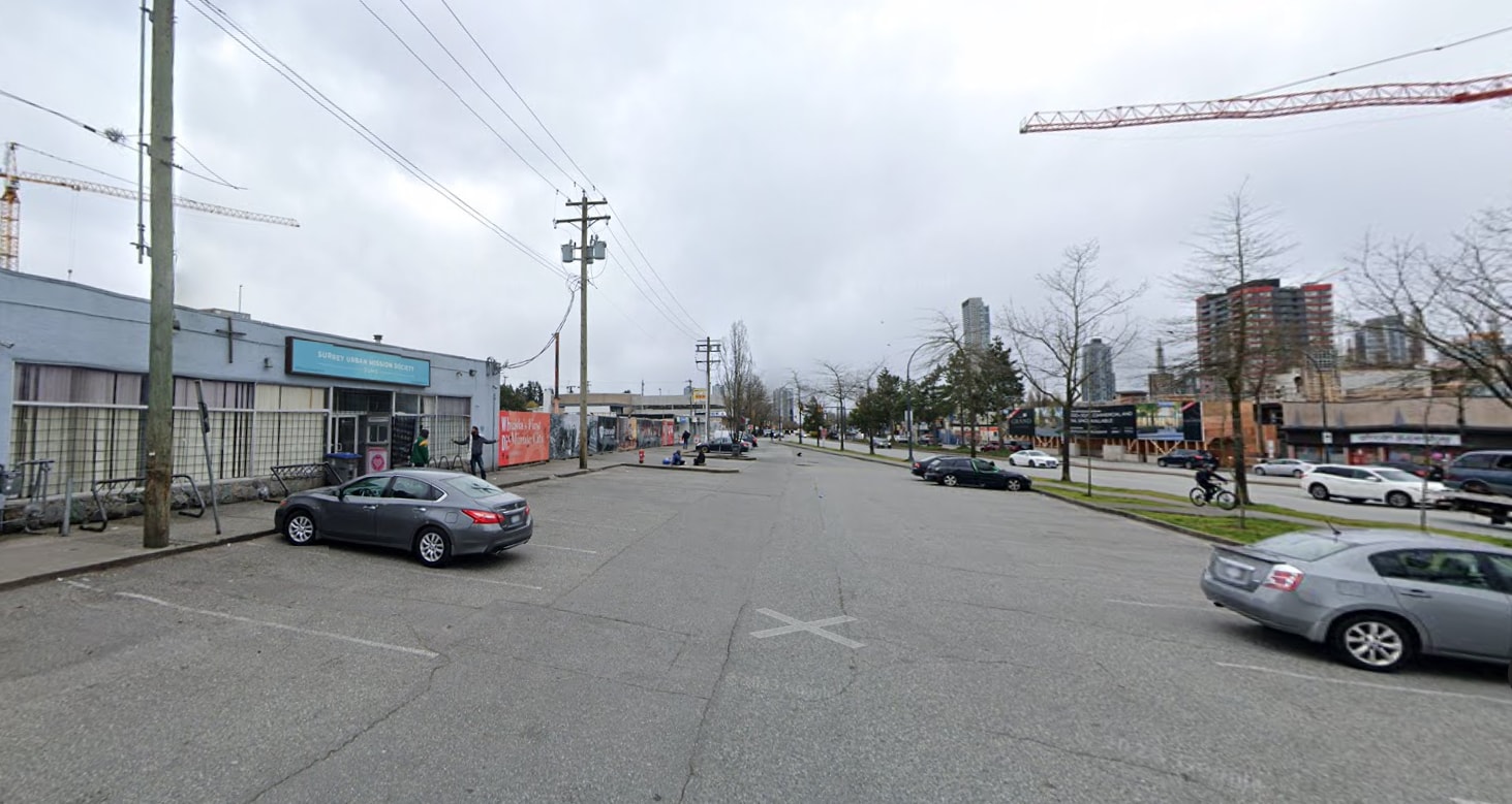 10790 King George Blvd, Surrey, BC à louer Photo intérieure– Image 1 sur 7