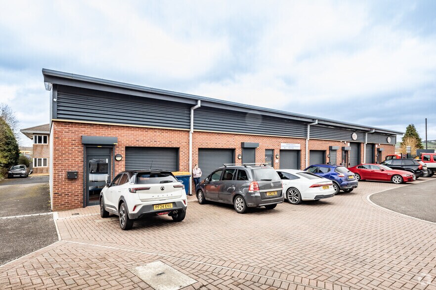 Commercial Rd, Darwen à louer - Photo principale – Image 1 sur 3