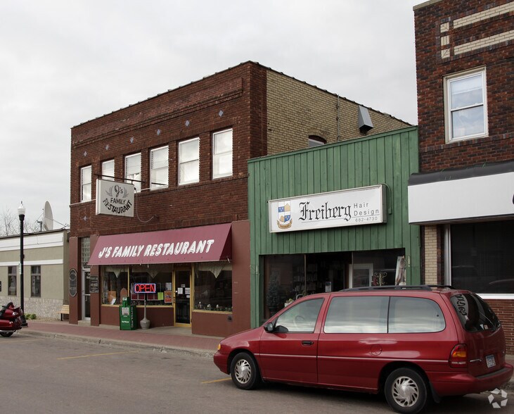 22 Division St, Buffalo, MN à louer - Photo de l’immeuble – Image 2 sur 2