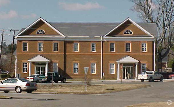 13804 Hull Street Rd, Midlothian, VA à vendre - Photo de l’immeuble – Image 2 sur 9