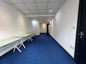 131 High St, Harrogate à louer Photo intérieure– Image 2 sur 7