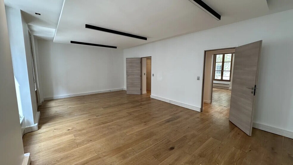 Bureau dans Paris à louer - Photo intérieure – Image 2 sur 8