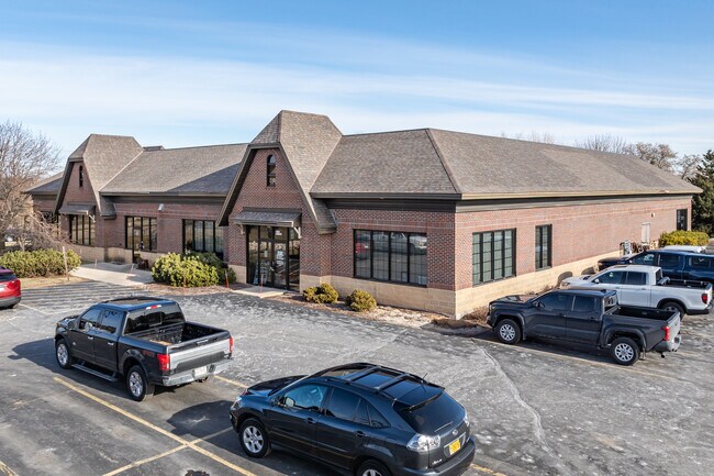 Plus de détails pour W175N11162 Stonewood Dr, Germantown, WI - Local commercial à louer