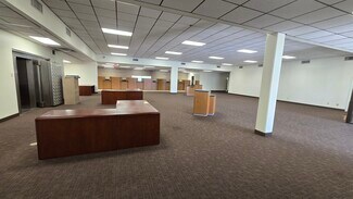Plus de détails pour 8181 54th Ave N, Saint Petersburg, FL - Bureau à louer