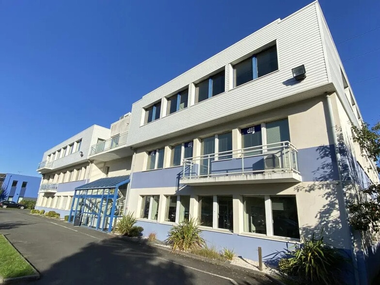 Bureau dans Cesson-Sévigné à louer - Photo de l’immeuble – Image 3 sur 4