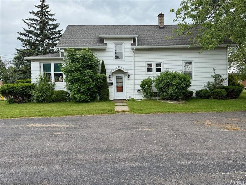 2538 Niagara Falls Blvd, Niagara Falls, NY à vendre - Photo de l’immeuble – Image 3 sur 7