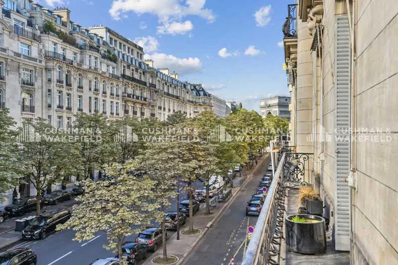 26-28 Avenue Hoche, Paris à louer - Photo de l’immeuble – Image 3 sur 9