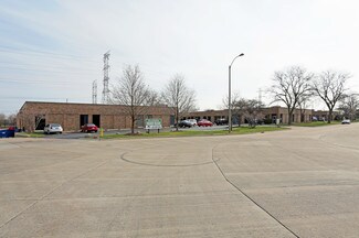 Plus de détails pour 443-493 W Fullerton Ave, Elmhurst, IL - Local d'activités, Industriel/Logistique à louer