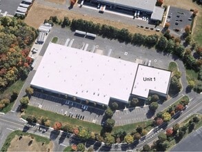 500 Richards Run, Burlington, NJ à louer Photo de l’immeuble– Image 2 sur 2