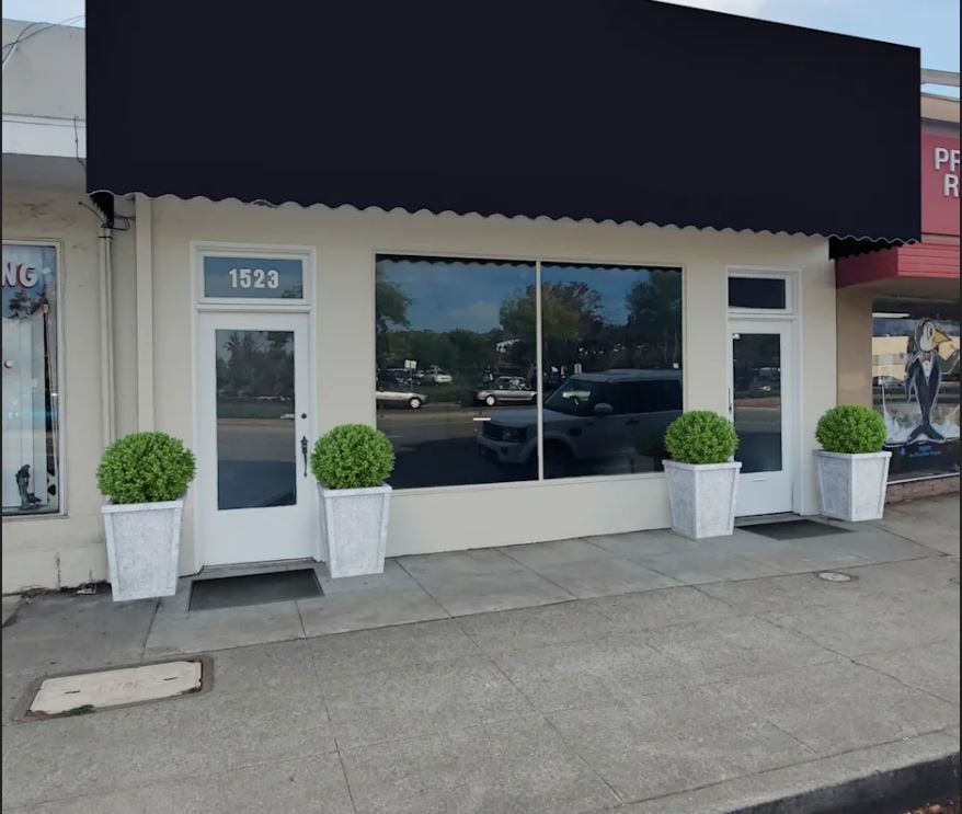 1523 Woodside Rd, Redwood City, CA à louer Photo de l’immeuble– Image 1 sur 5