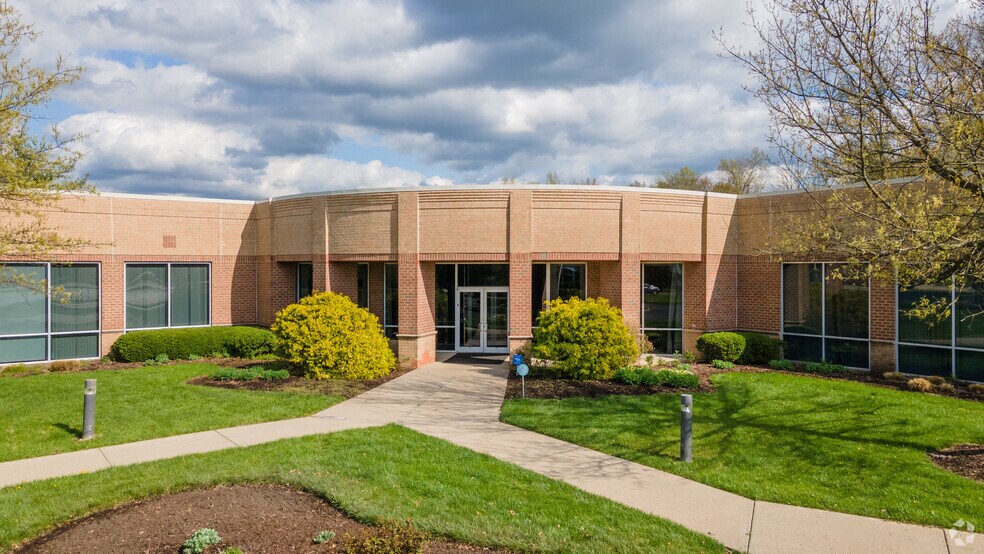1103 Allen Dr, Milford, OH à vendre - Photo de l’immeuble – Image 2 sur 4