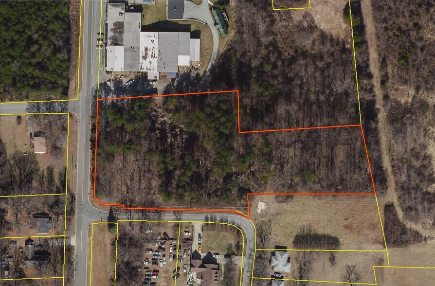 217 Aloe Rd, Greensboro, NC à vendre - Photo de l’immeuble – Image 3 sur 10