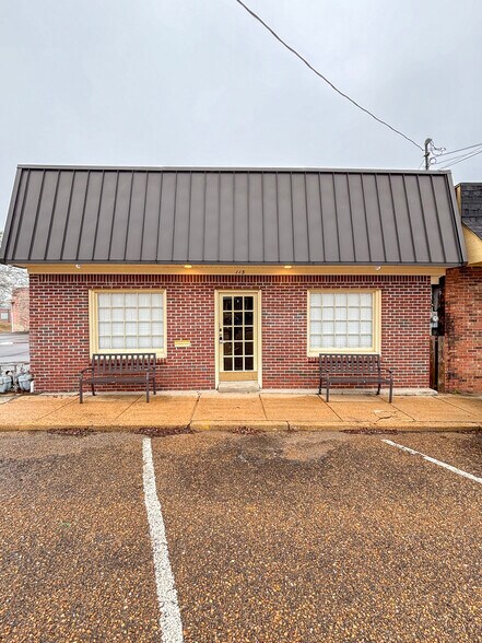 115 S Munford St, Covington, TN à vendre - Photo de l’immeuble – Image 2 sur 18