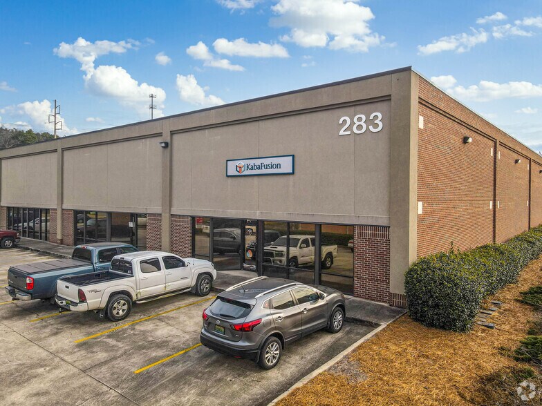 300-308 Cahaba Valley Cir, Pelham, AL à louer - Photo de l’immeuble – Image 2 sur 7