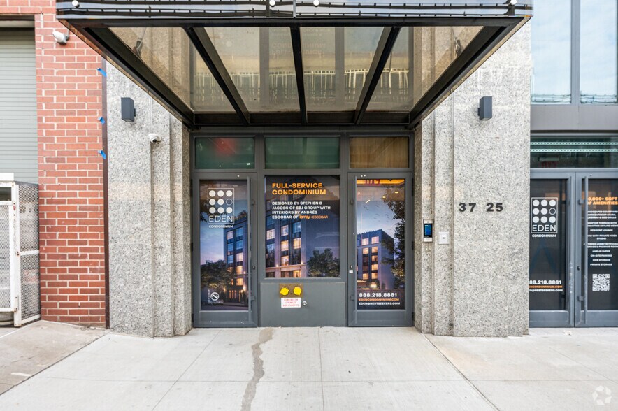 37-29 31st St, Long Island City, NY à louer - Photo de l’immeuble – Image 2 sur 3