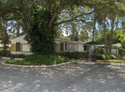 South Tampa Medical and Professional portefeuille de 2 biens à vendre sur LoopNet.fr Photo de l’immeuble– Image 1 sur 12