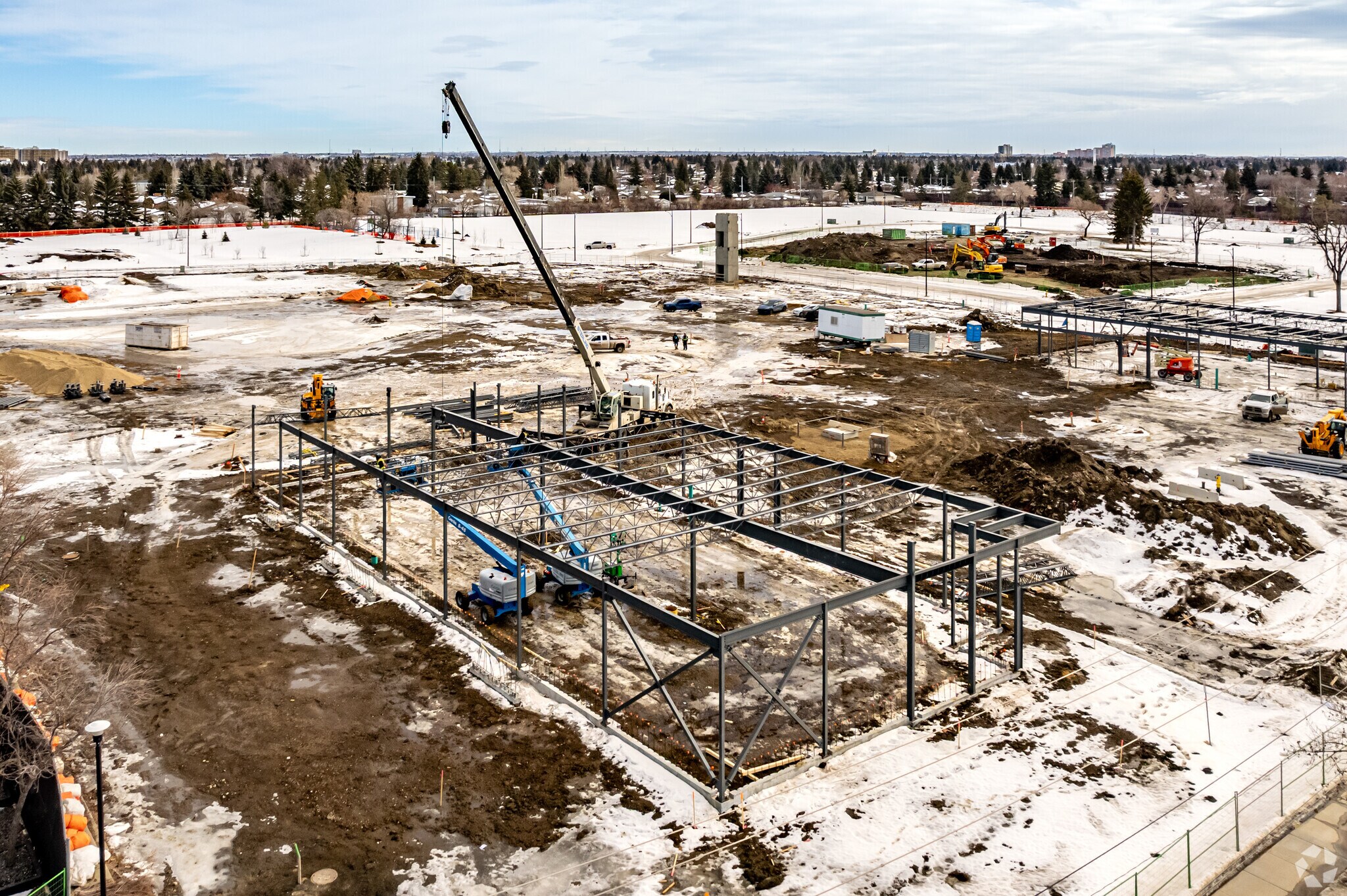 122 51 Av NW, Edmonton, AB à louer Photo principale– Image 1 sur 3