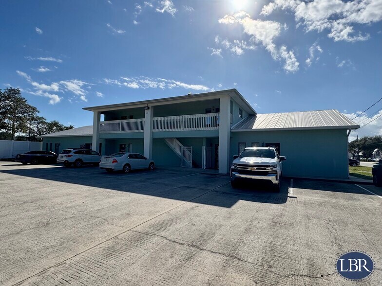 21 W Fee Ave, Melbourne, FL à vendre - Photo de l’immeuble – Image 3 sur 5