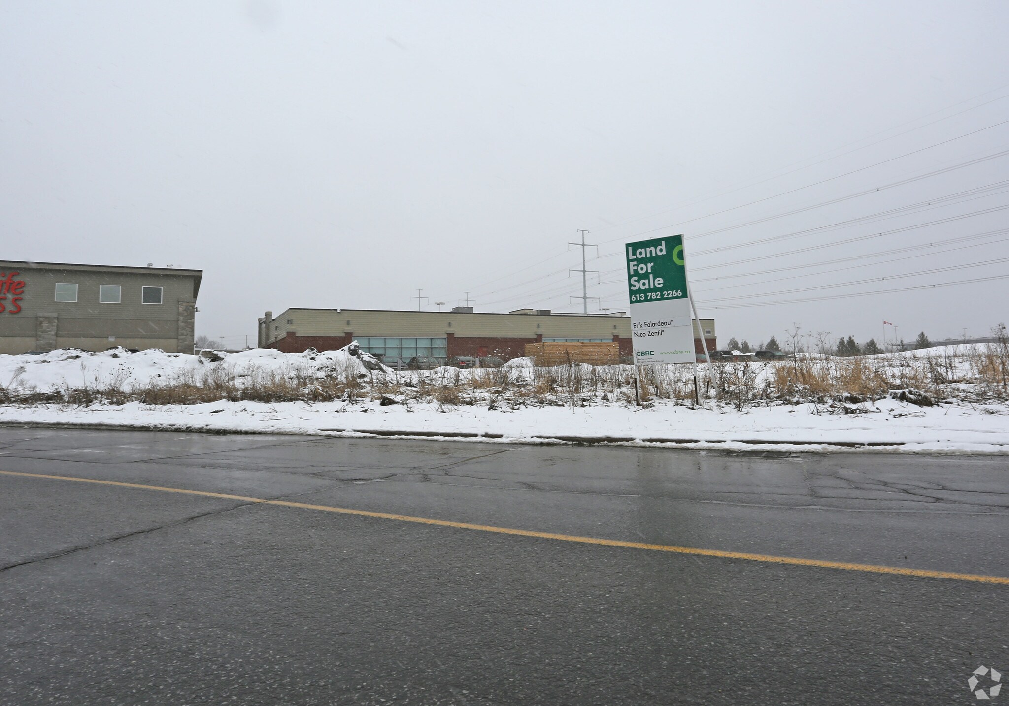 130 Michael Cowpland Dr, Ottawa, ON à vendre Photo de l’immeuble– Image 1 sur 8