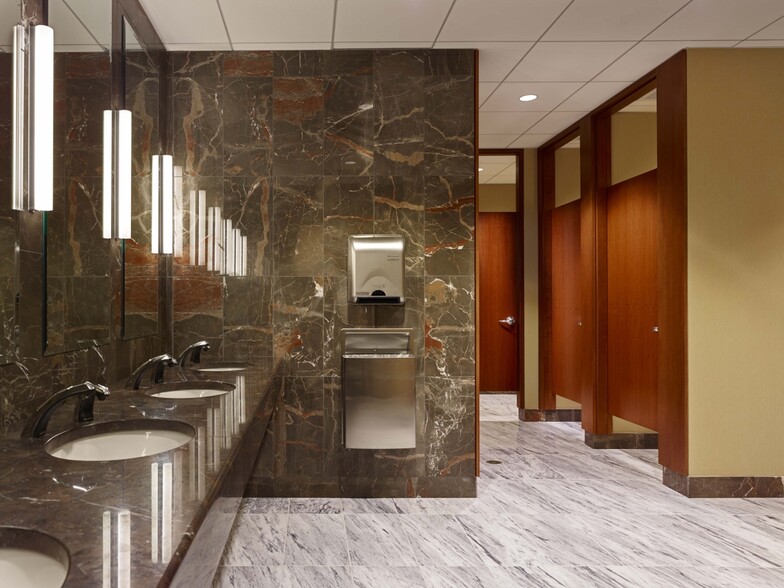300 Carnegie Center Dr, Princeton, NJ à louer - Photo intérieure – Image 3 sur 8