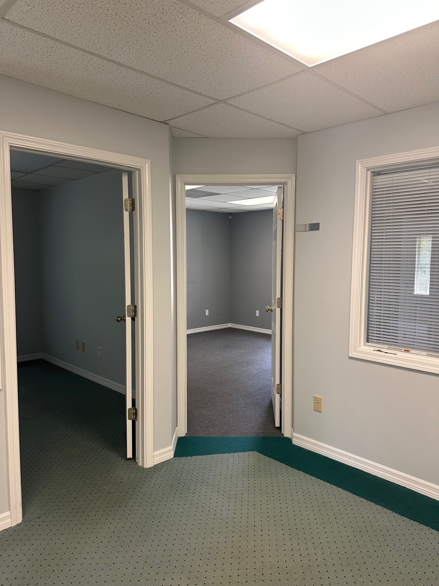 3840 Williamsburg Park Blvd, Jacksonville, FL à louer Photo intérieure– Image 1 sur 2