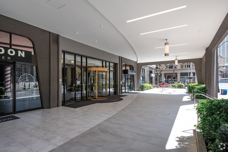 600 Stewart St, Seattle, WA à louer - Photo de l’immeuble – Image 3 sur 3
