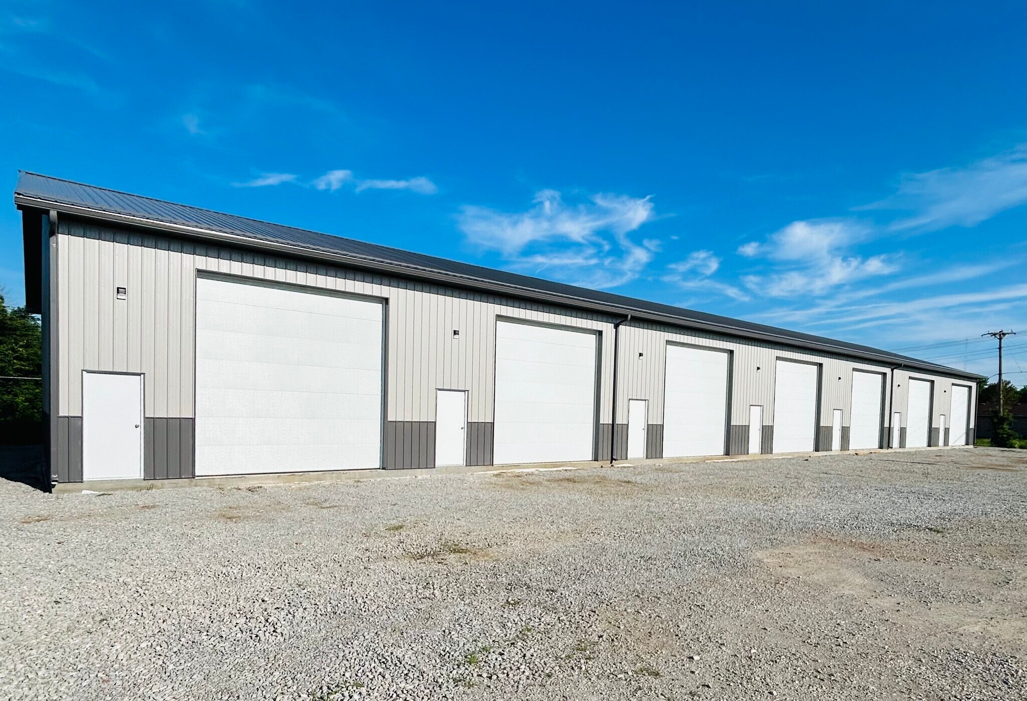 4820 S Limit Ave, Sedalia, MO à louer Photo principale– Image 1 sur 4